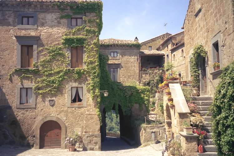 Civita di Bagnoregio details